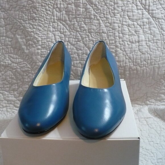 EXCELLENT USED CONDITION VALLEY LANE TEAL BLUE LEATHER PUMPS SIZE 14WW - Picture 2 of 8